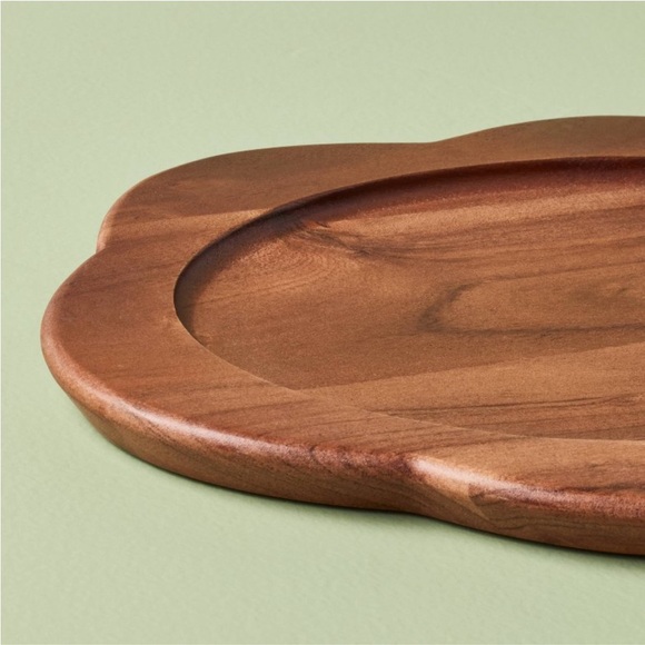 HEARTH & HAND NWT small wood scalloped oval tray -12” -brown - Picture 3 of 6